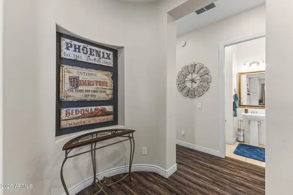 18495 W PARADISE Lane, Surprise, AZ 85388