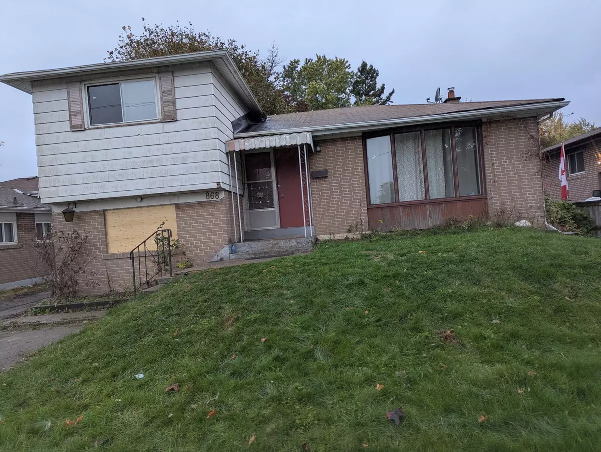 Pickering, ON L1W 1S4,868 Liverpool Rd