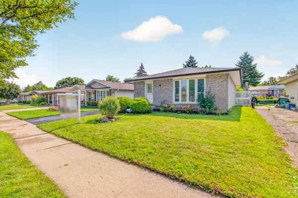 51 Appalachian Cres, Kitchener, ON N2E 1A3