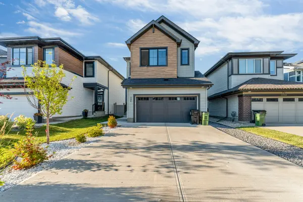 3236 Chernowski Way SW, Edmonton, AB T6W 5H2