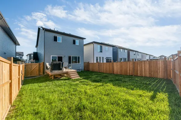 3236 Chernowski Way SW, Edmonton, AB T6W 5H2
