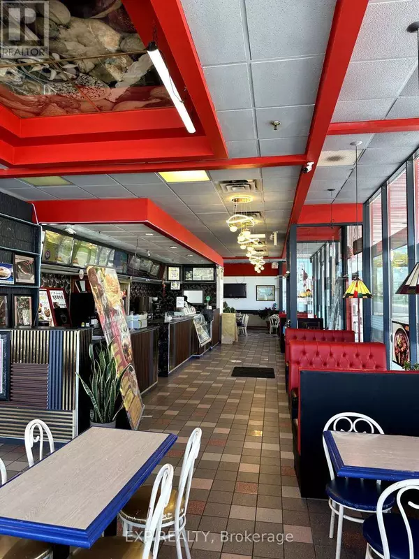 240 Harwood AVE South #2, Ajax (south West), ON L1S2H6