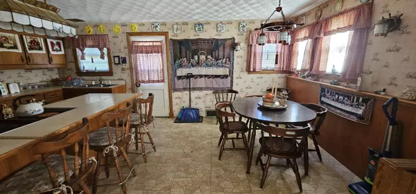 28.5 Elm ST, Fairfield, ME 04937