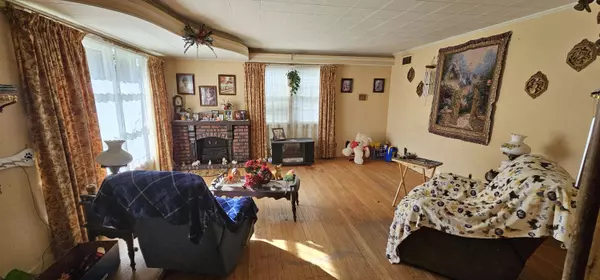 28.5 Elm ST, Fairfield, ME 04937