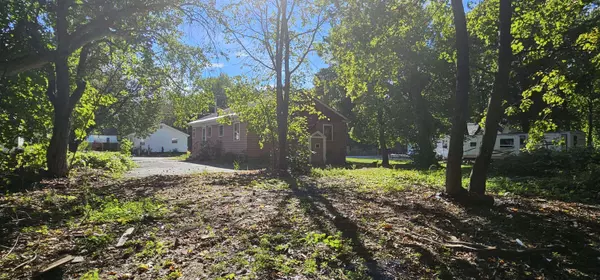 28.5 Elm ST, Fairfield, ME 04937