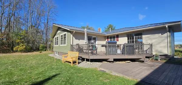 329 Neck RD, Benton, ME 04901