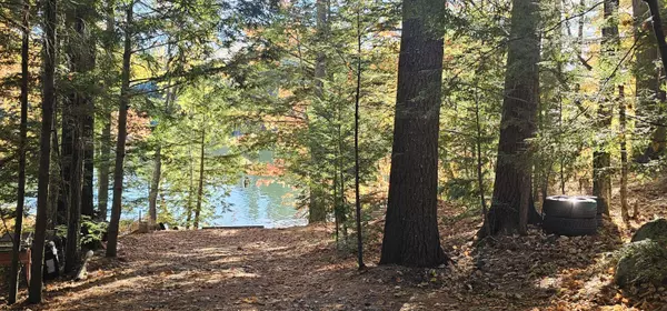 106 Pinewoods TRL, Oakland, ME 04963