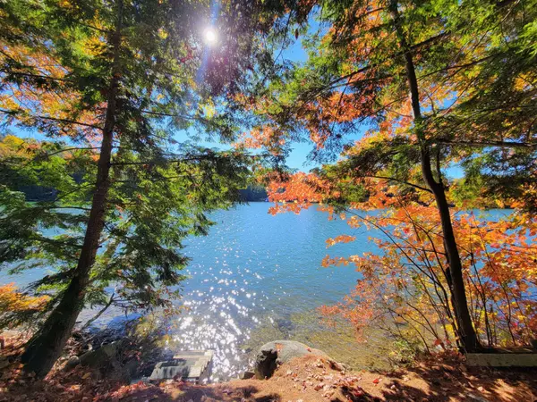 106 Pinewoods TRL, Oakland, ME 04963