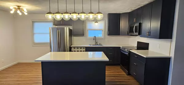 18 Western AVE, Waterville, ME 04901