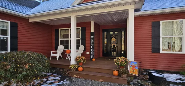 430 E Side TRL, Oakland, ME 04963