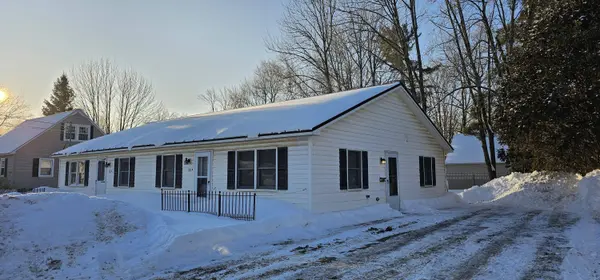 30 Hazelwood AVE, Waterville, ME 04901