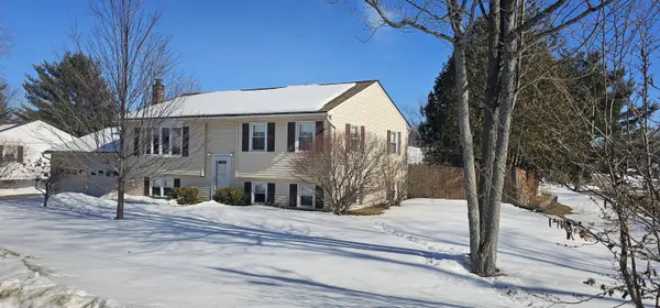 12 Harry ST, Winslow, ME 04901
