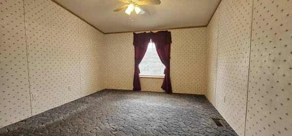 18 Central AVE, Waterville, ME 04901