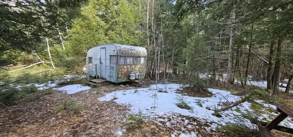 31, 31-1 Weymouth RD, Albion, ME 04910