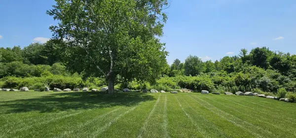 8 Meadow DR, Waterville, ME 04901