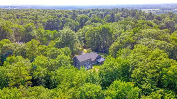 18 Dollis AVE, Vassalboro, ME 04989