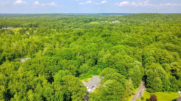 18 Dollis AVE, Vassalboro, ME 04989