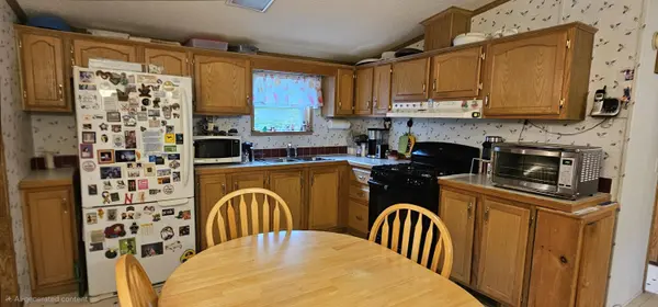 510 Oak ST, Oakland, ME 04963