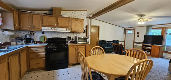 510 Oak ST, Oakland, ME 04963