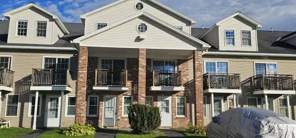35 Mathews AVE #13