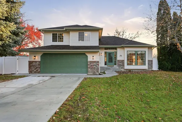 13910 E 26th Ave, Veradale, WA 99037