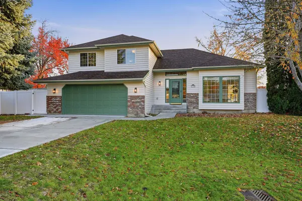 13910 E 26th Ave, Veradale, WA 99037