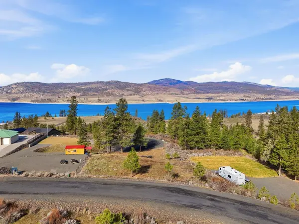 29895 Blue Sky Dr E, Seven Bays, WA 99122