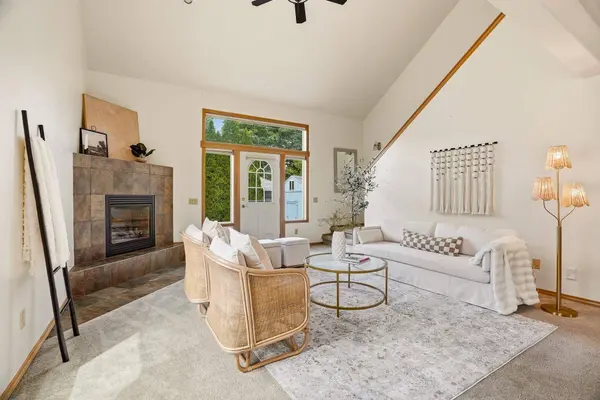 112 W 16th Ave, Spokane, WA 99203