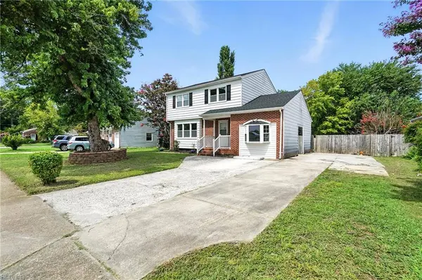 35 Hidalgo DR, Hampton, VA 23669