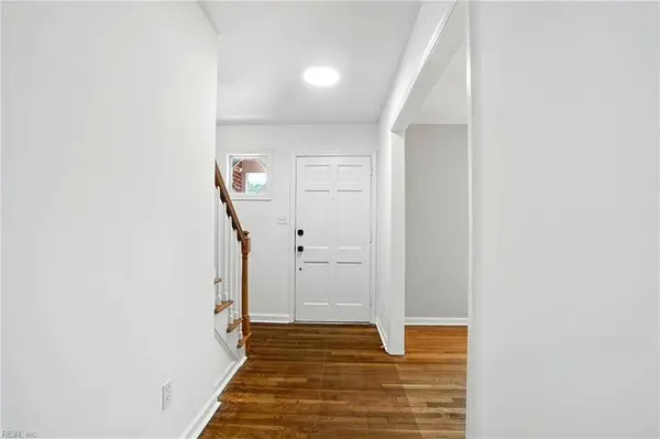 35 Hidalgo DR, Hampton, VA 23669