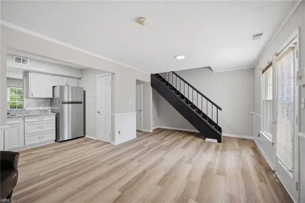 6229 Lippizan CIR, Virginia Beach, VA 23464