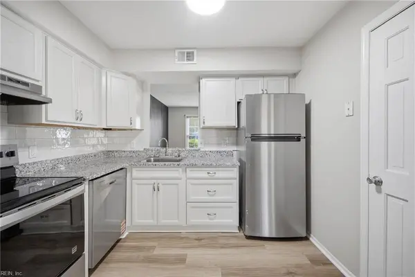 6229 Lippizan CIR, Virginia Beach, VA 23464