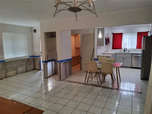 2221 NW 170th St, Miami Gardens, FL 33056