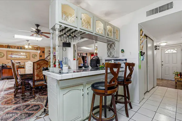 10557 WARREN ST, El Paso, TX 79924