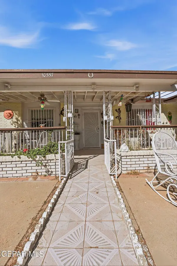 10557 WARREN ST, El Paso, TX 79924