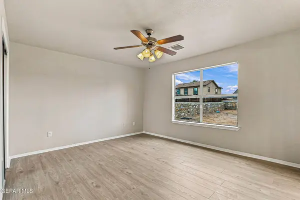 14291 HACIENDA ROCK DR, El Paso, TX 79938