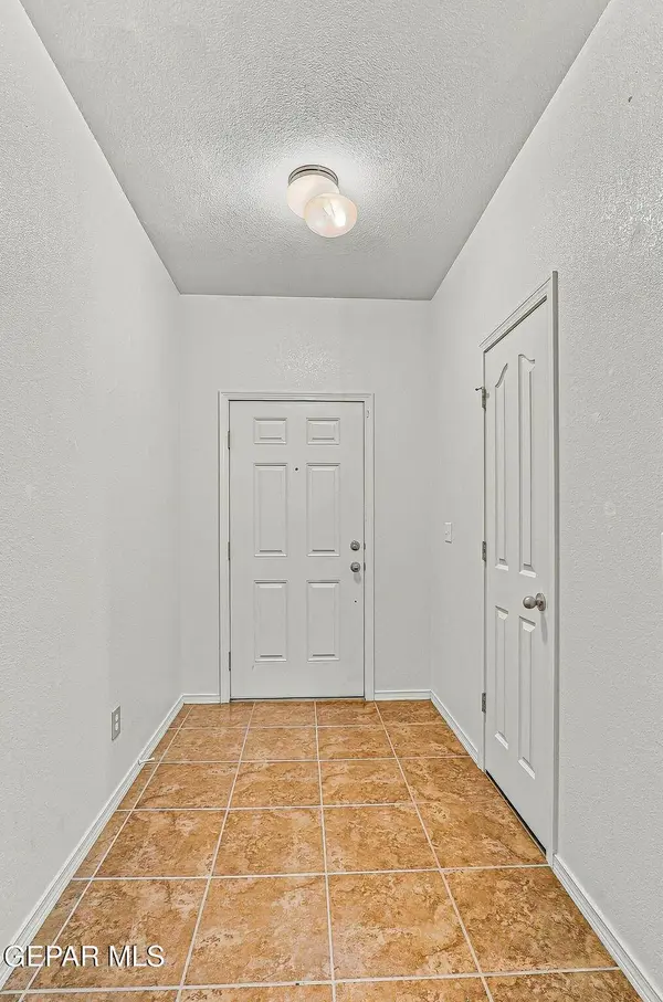 11265 BULLSEYE ST, El Paso, TX 79934