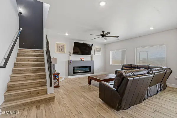 268 Emerald Sun DR, El Paso, TX 79928