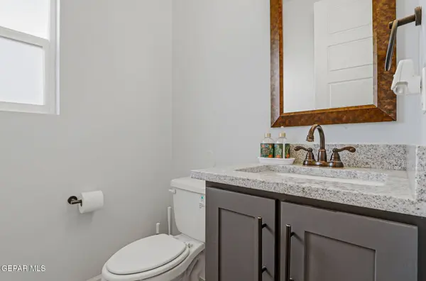 268 Emerald Sun DR, El Paso, TX 79928