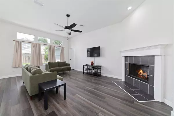 24030 Surreygate DR, Spring, TX 77373