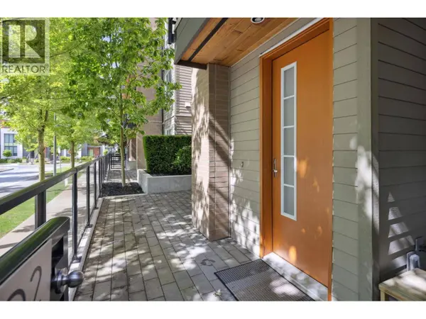 6033 GRAY AVENUE, Vancouver, BC V6S0G3