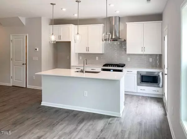 814 Oak Center Drive, Raleigh, NC 27610