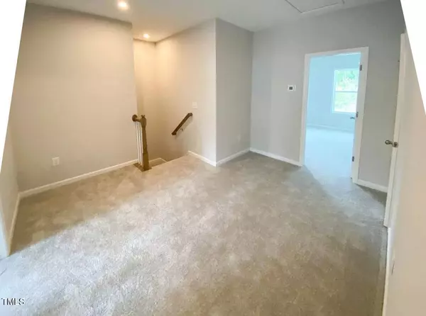 814 Oak Center Drive, Raleigh, NC 27610