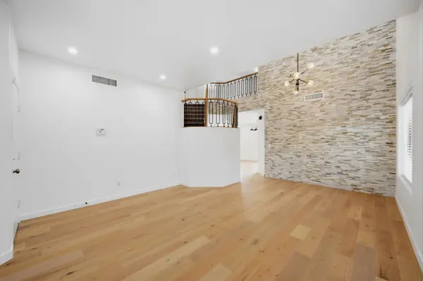 6209 W JONES Avenue, Phoenix, AZ 85043