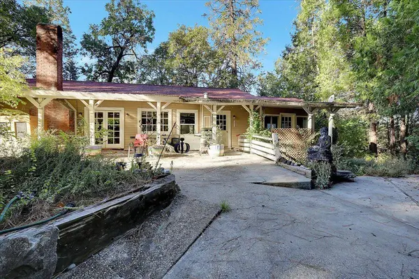 28110 Sweetland RD, North San Juan, CA 95960