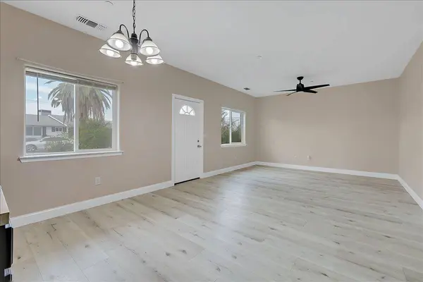 4581 Meadow WAY, Olivehurst, CA 95961