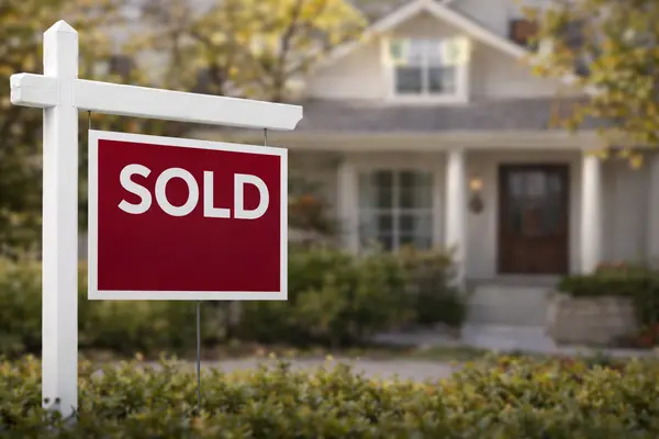 feature image of How to Sell Your Home Fast: Insider Secrets from Real Estate Experts