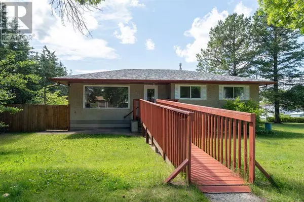 3902 45 Street, Ponoka, AB t4j1b4