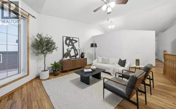 5905 61 Avenue, Ponoka, AB T4J1T8