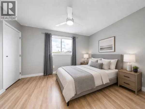 218 Falmere Way NE, Calgary, AB T3J2X9